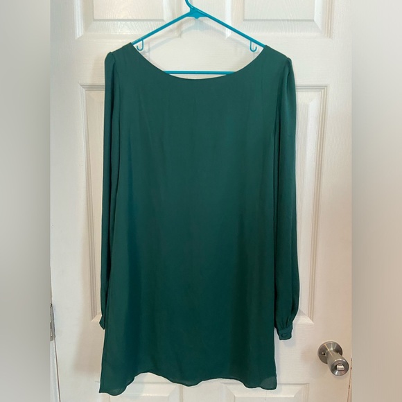 Lulu’s dark green long sleeve mini dress - Picture 3 of 3
